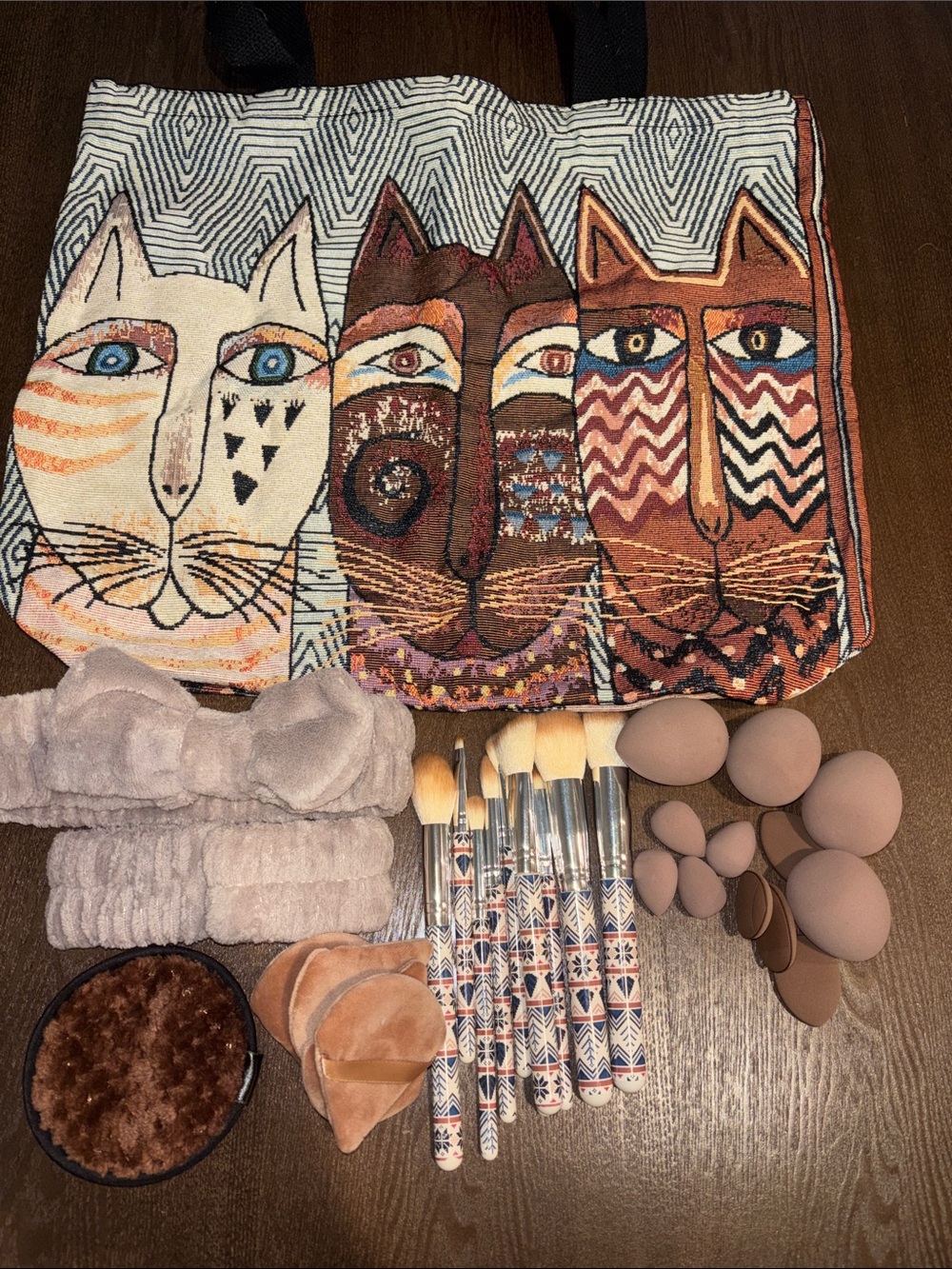 Cat Tapestry Tote Bag and accessories